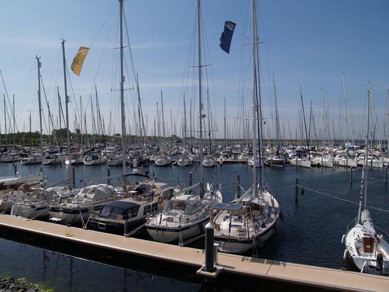 Appartement Zeeland Bruinisse Buitenkant foto